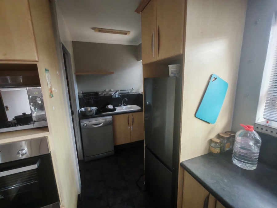 To Let 1 Bedroom Property for Rent in Summerstrand Eastern Cape